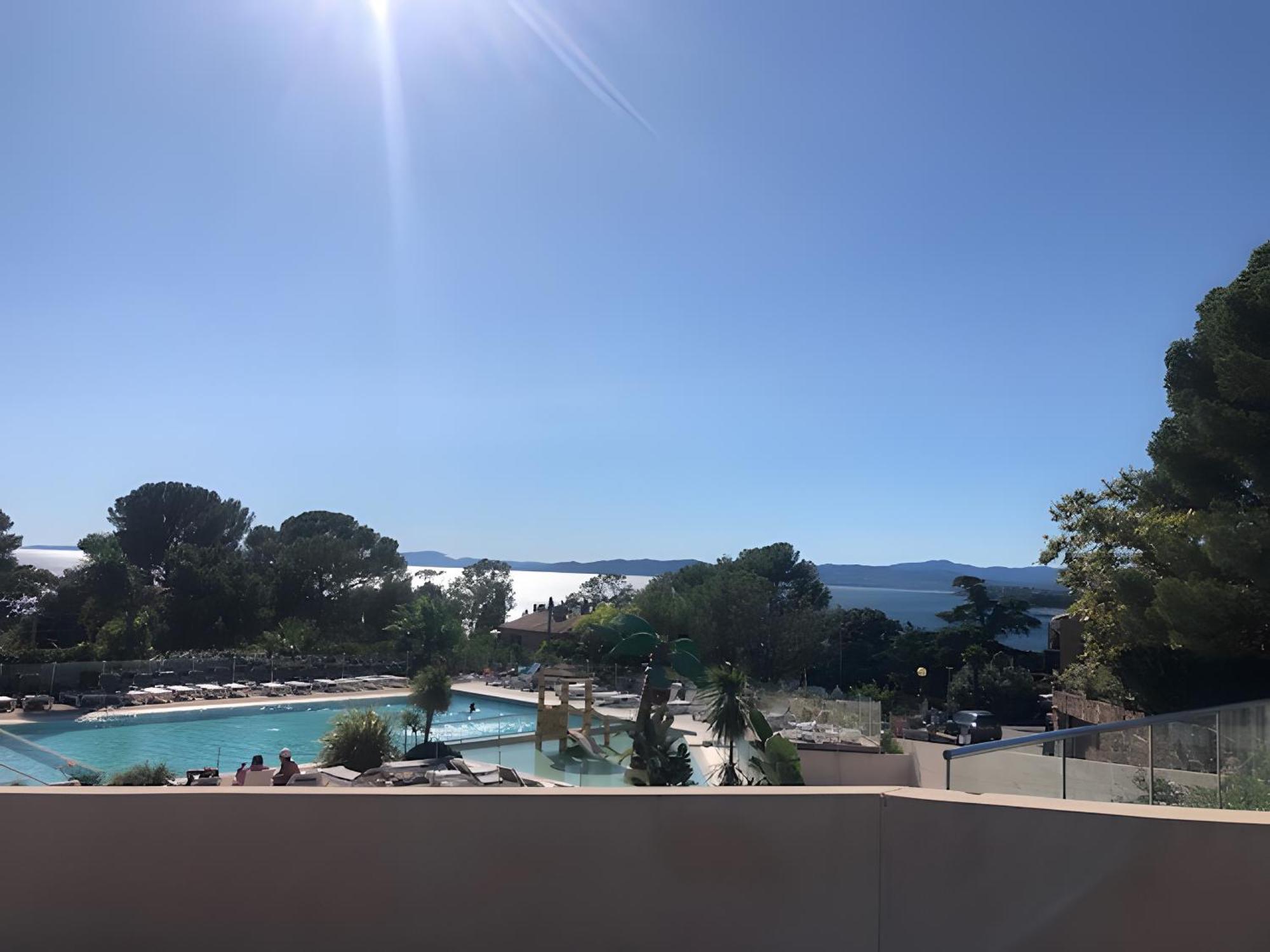 Hotel Taos Vue L'Ile D'Or Saint-Raphaël Exterior foto